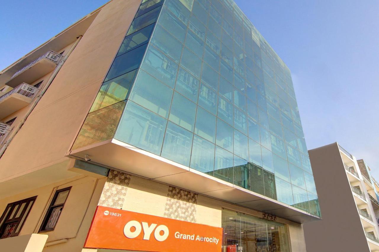 Aerocity Grand New Delhi Buitenkant foto