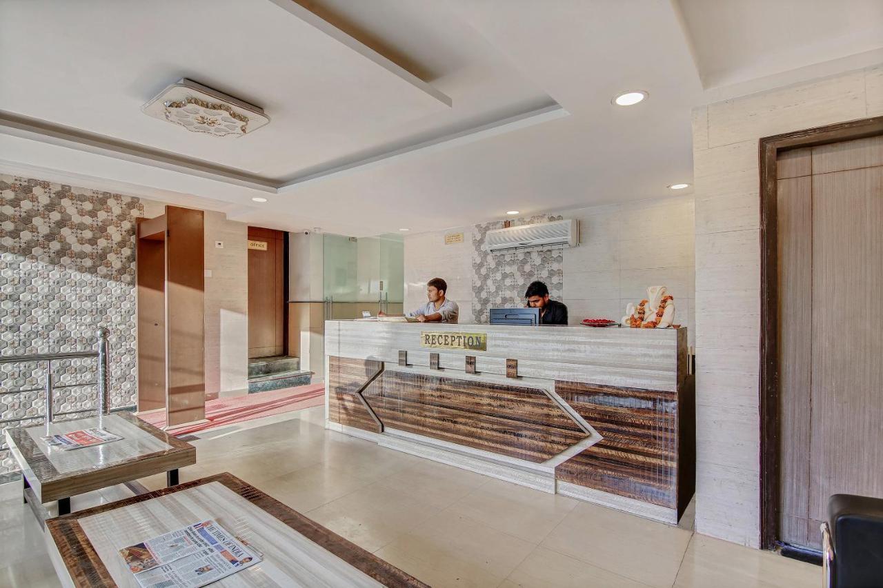 Aerocity Grand New Delhi Buitenkant foto