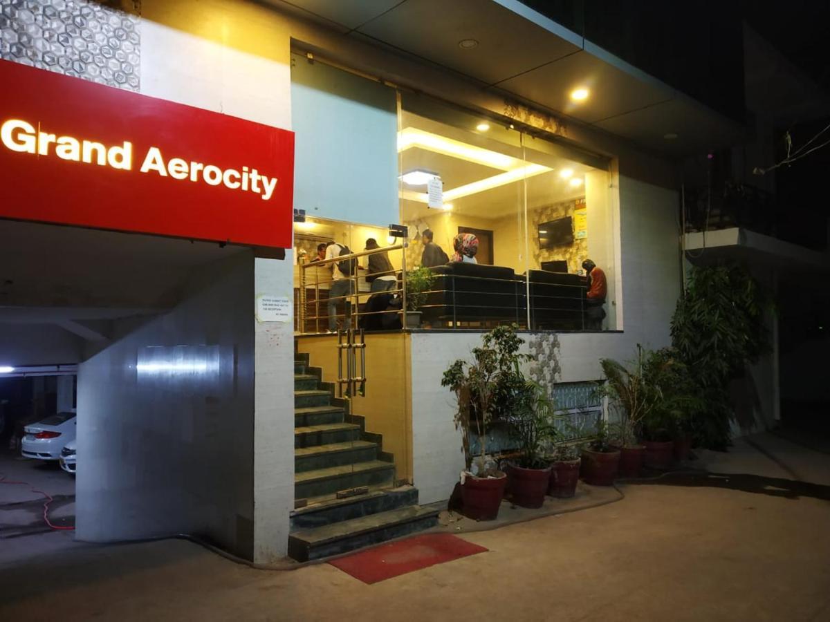 Aerocity Grand New Delhi Buitenkant foto