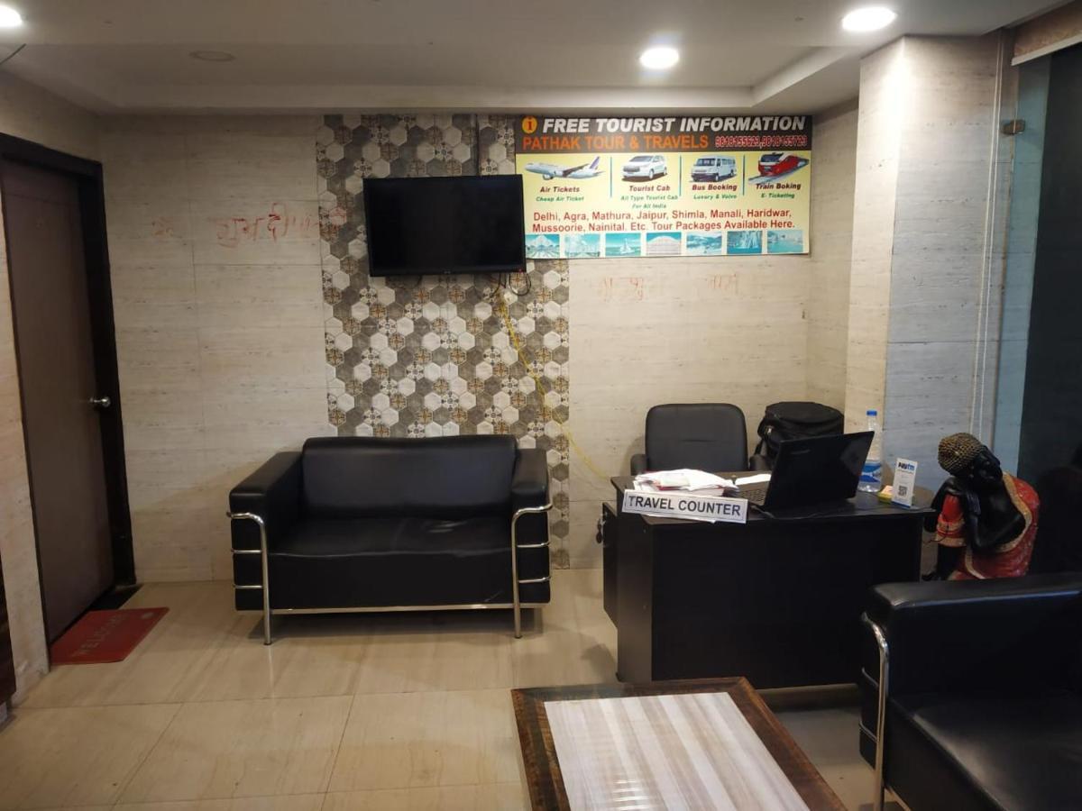 Aerocity Grand New Delhi Buitenkant foto